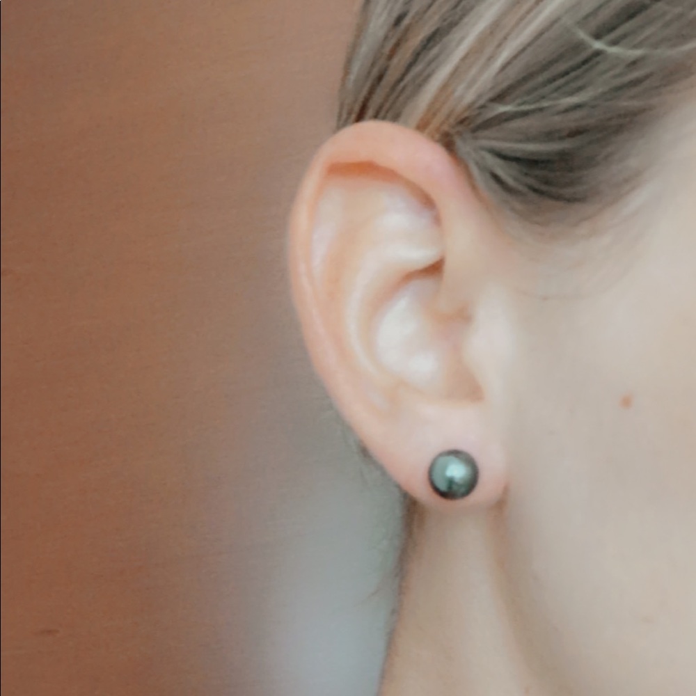 Blue/grey sphere stud earrings